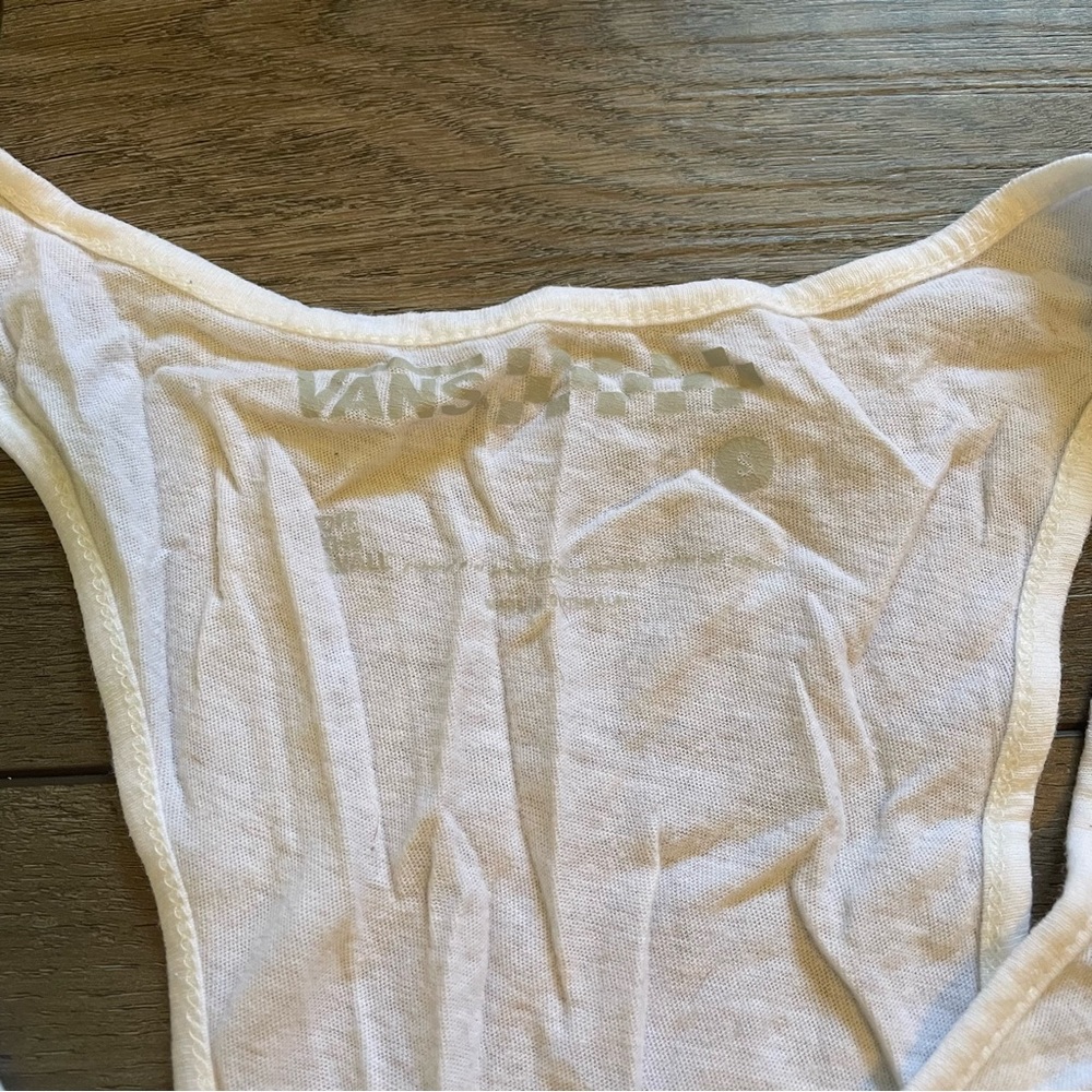White Tank - Picture 2 of 3